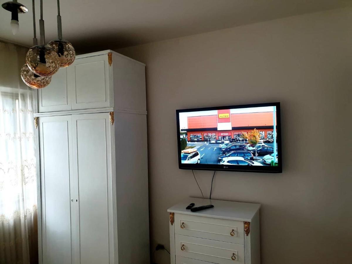 Merchantee Apartment Obor Bukares Bagian luar foto