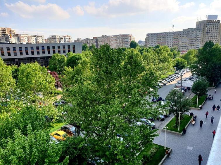 Merchantee Apartment Obor Bukares Bagian luar foto