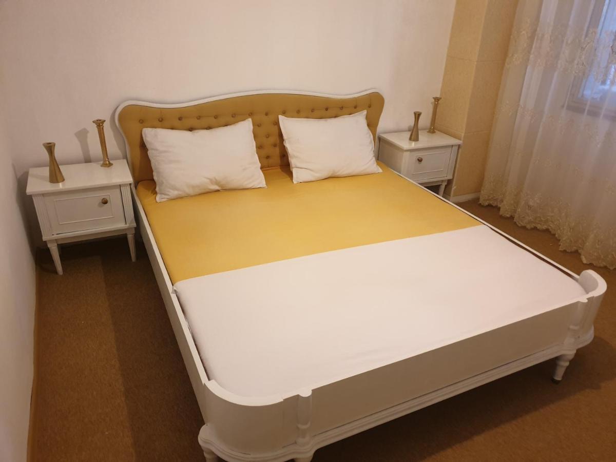 Merchantee Apartment Obor Bukares Bagian luar foto