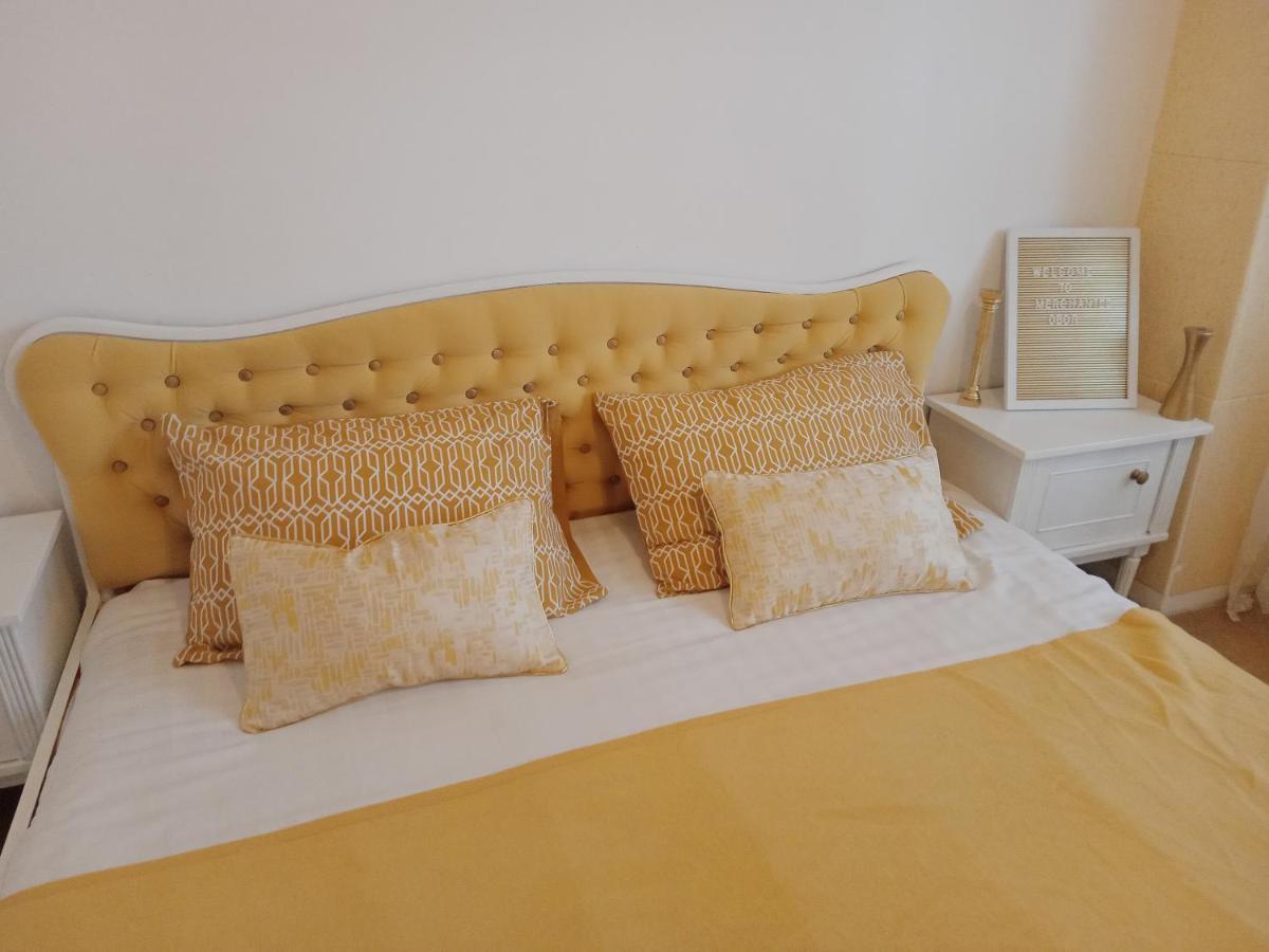 Merchantee Apartment Obor Bukares Bagian luar foto