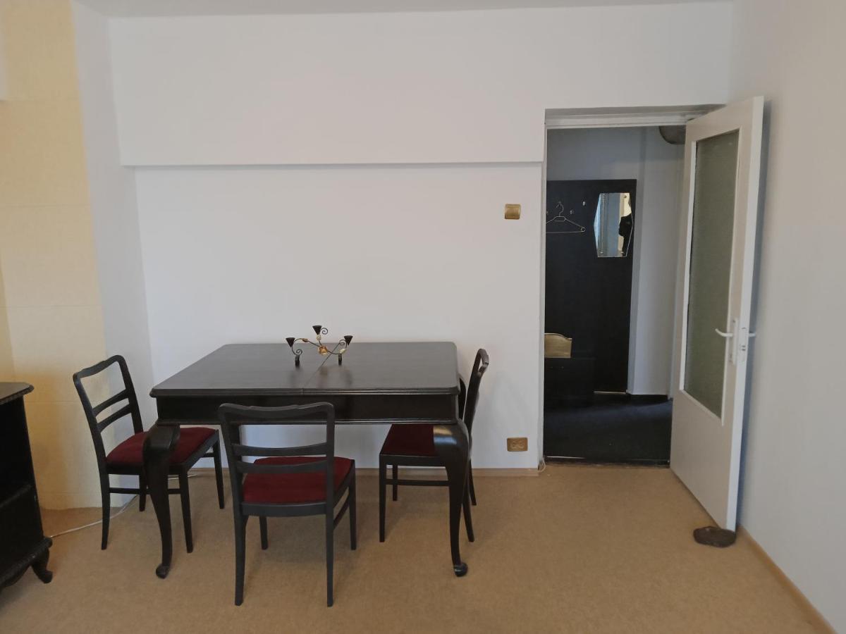Merchantee Apartment Obor Bukares Bagian luar foto